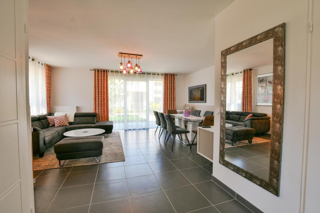 Perfect For Disney, Game Room, Rooftop, Parking Chessy  Bagian luar foto