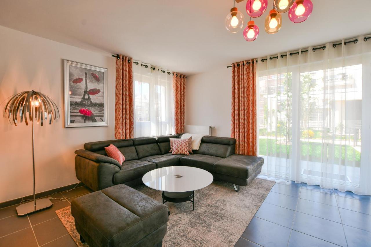 Perfect For Disney, Game Room, Rooftop, Parking Chessy  Bagian luar foto