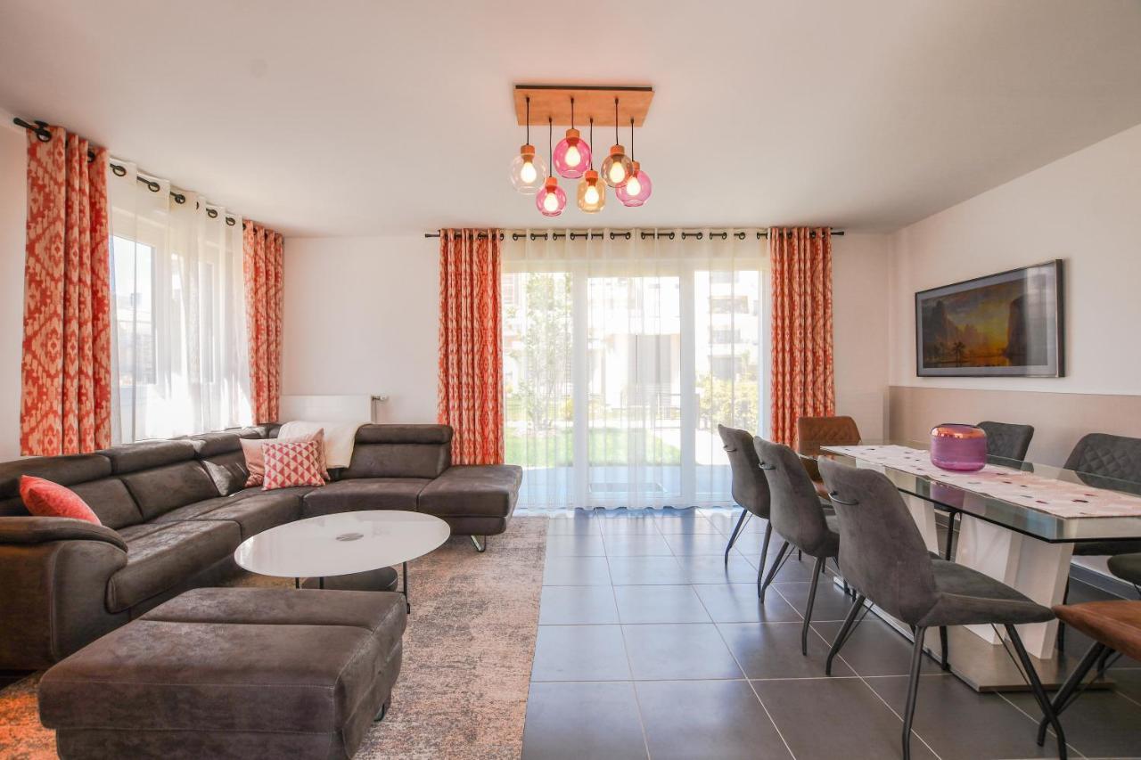 Perfect For Disney, Game Room, Rooftop, Parking Chessy  Bagian luar foto