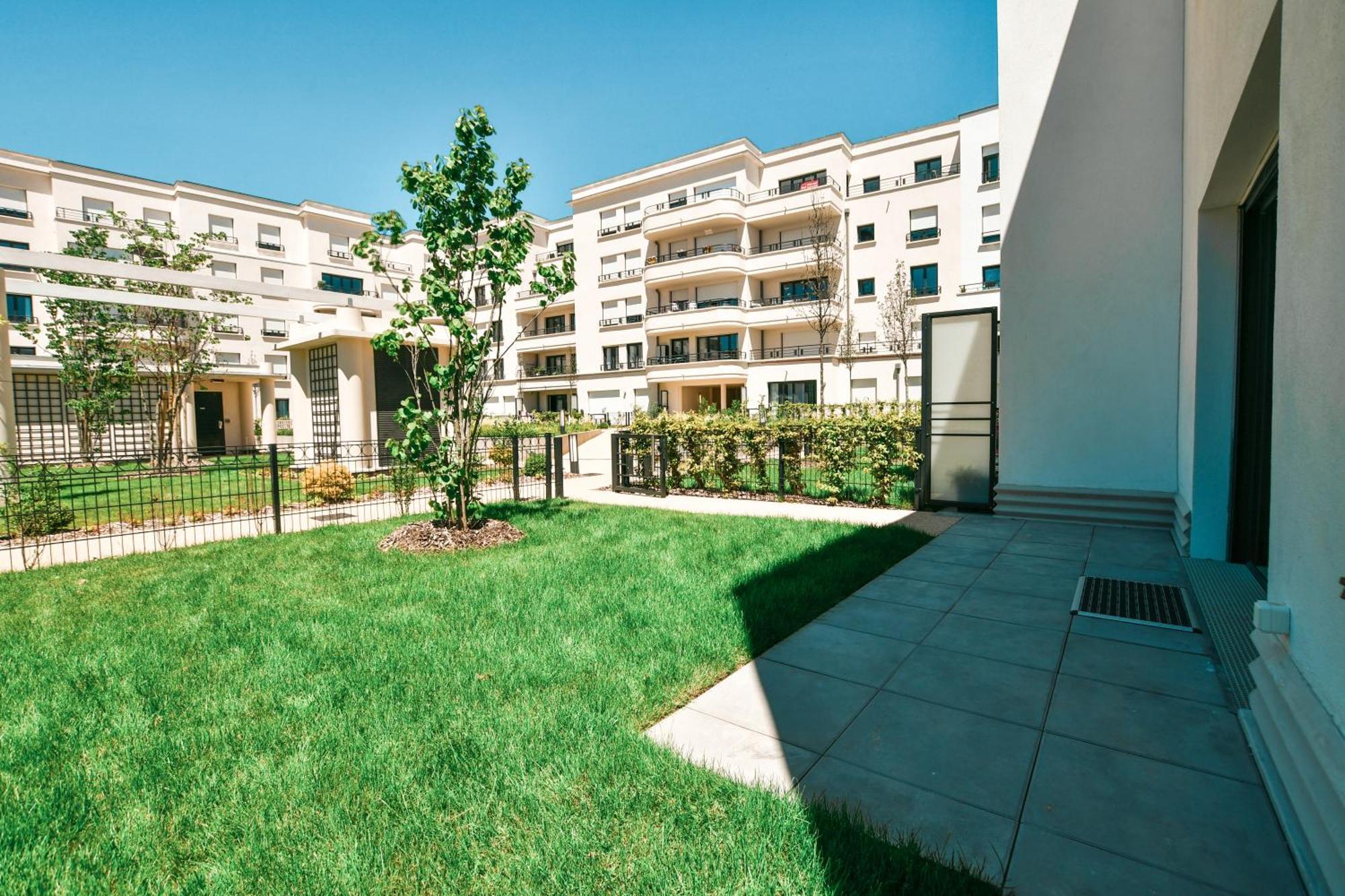 Perfect For Disney, Game Room, Rooftop, Parking Chessy  Bagian luar foto